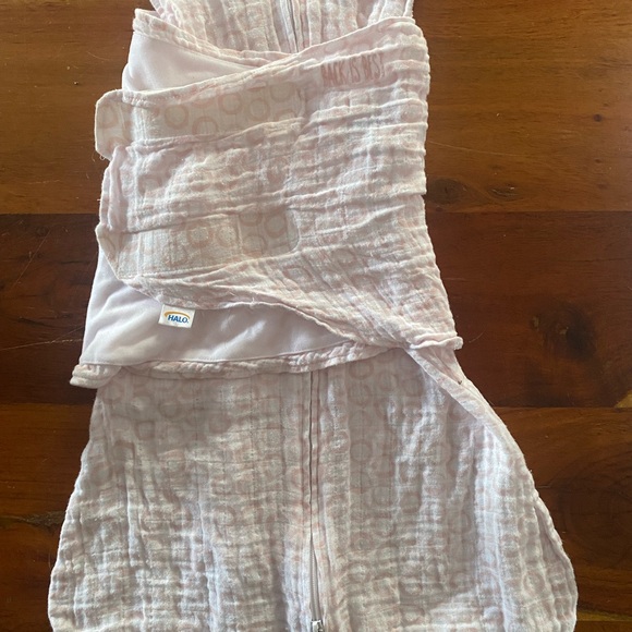 Halo Other - Halo cotton Swaddle Sleep Sack Small 3-6 months 13-18 lbs Pink/white